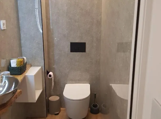 Cinema Ferias Em * Эшпозенди