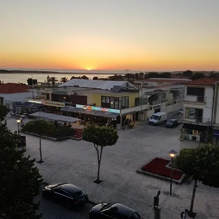 Cinema Ferias Em Apartamento *