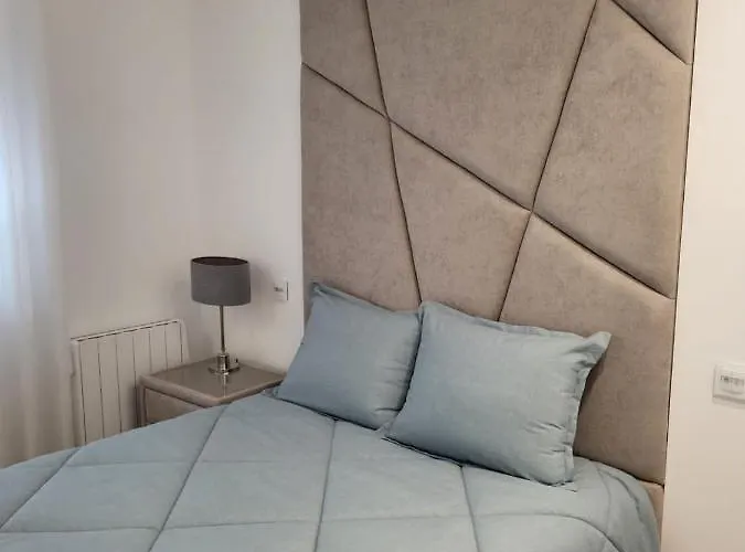 Cinema Ferias Em エシュポゼンデ